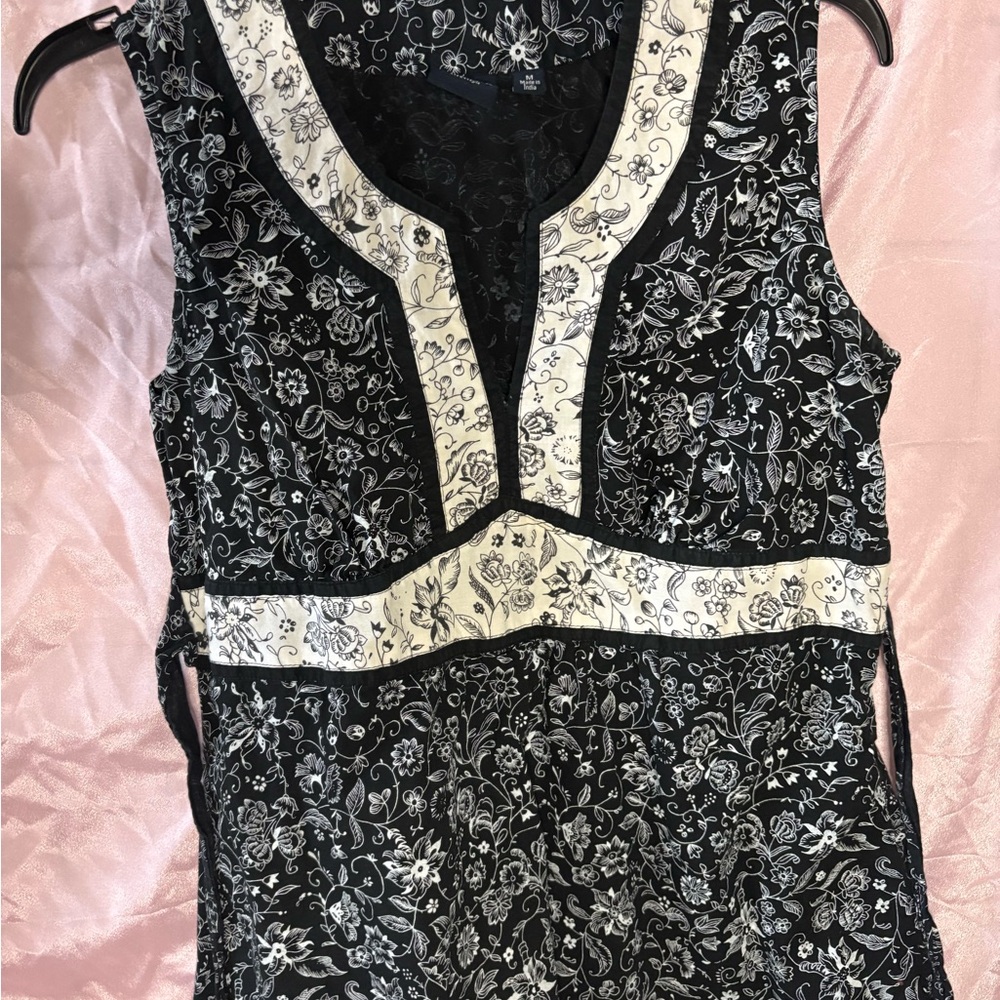Sonoma Black and White Floral Top